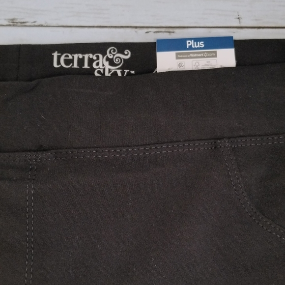 Women's Terra & Sky Skinny Dress Pants - Picture 4 of 8
